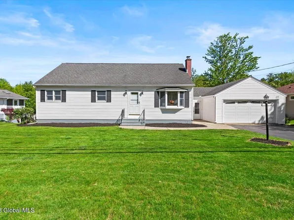 215 Droms Road, Glenville, NY 12302