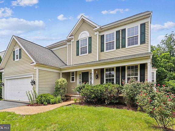 4th image of 21745 Regents Park Cir