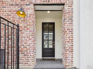 3093 Hicks St, Houston, TX 77007