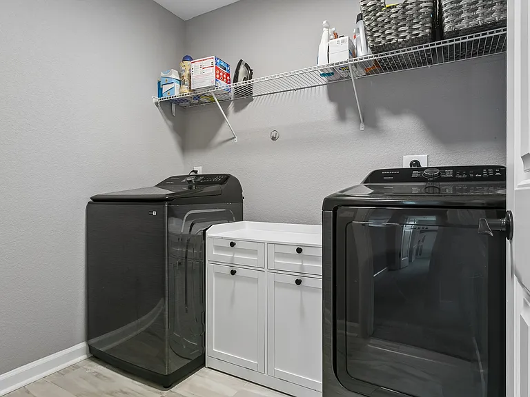 367 Poplar Ave — Photo 27