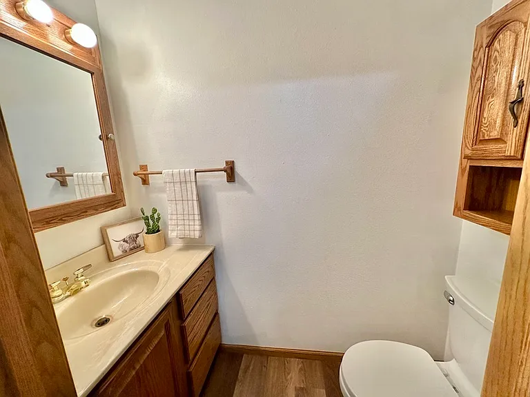 3610 Alburnett Rd — Photo 8