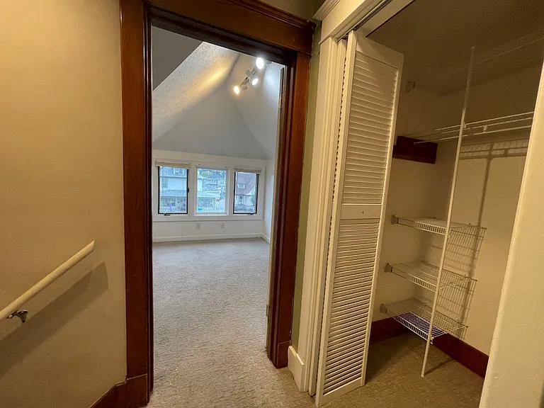 4909 California St #3 — Photo 13
