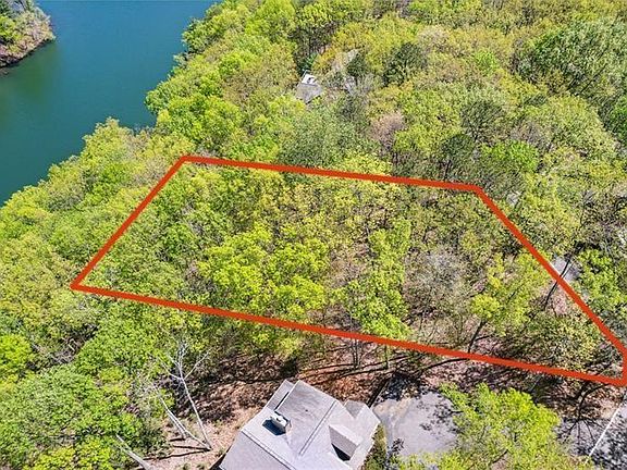 4th image of 1150 Swallow Point #1150