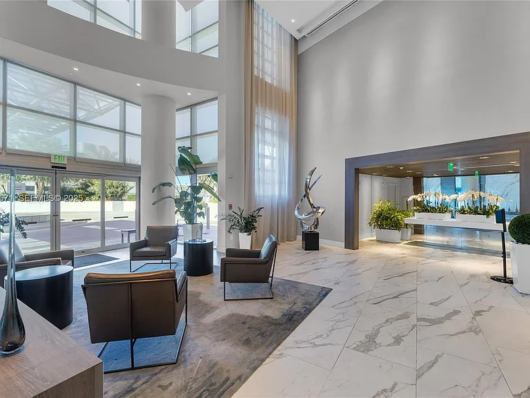 3535 S Ocean Dr #2102 — Photo 58