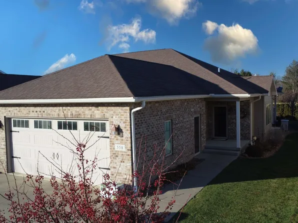 558 E Martin Ave, Watseka, IL 60970