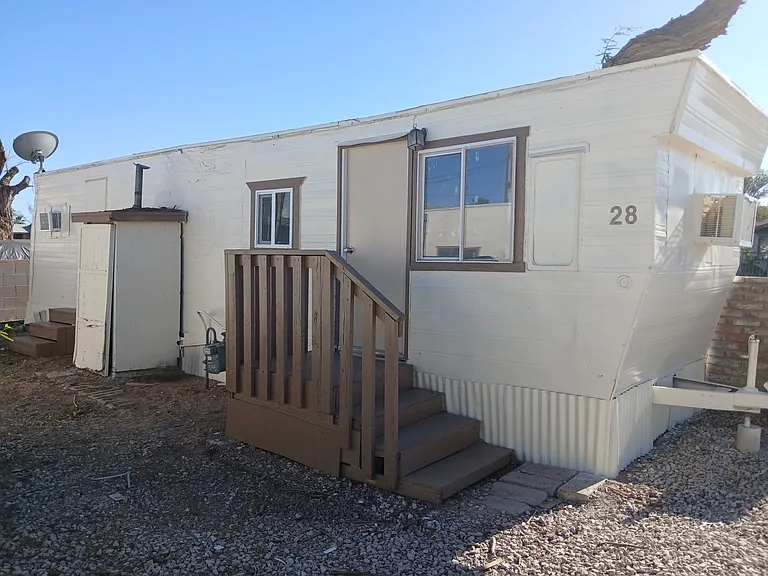 Maple Avenue — Photo 10