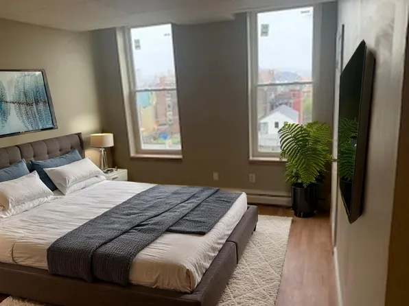 212 E Clifton Ave #20, Cincinnati, OH 45202