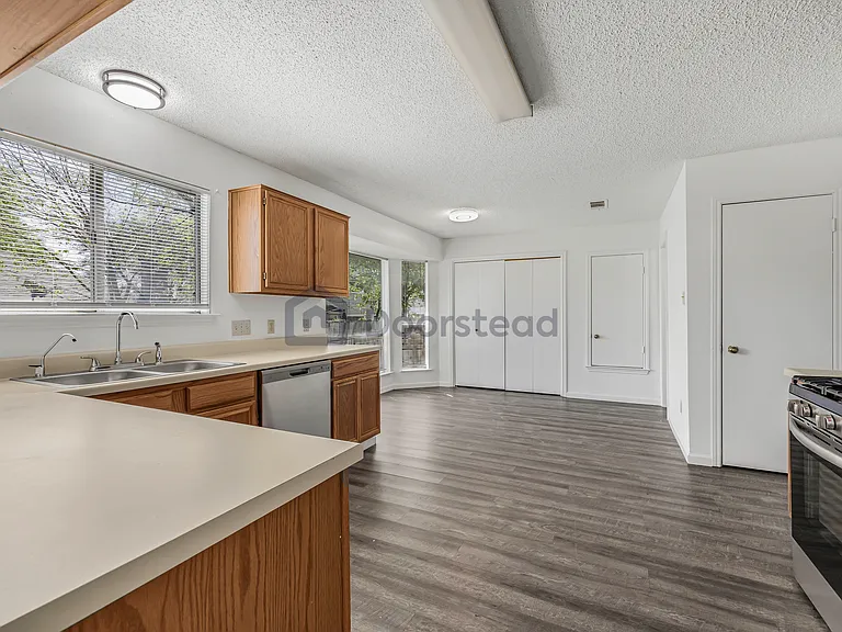 4707 Fallenash Dr — Photo 16