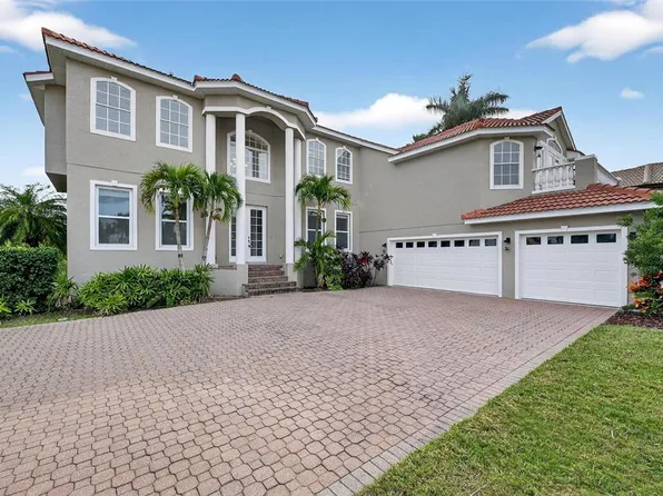 6317 Marbella Blvd, Apollo Beach, FL 33572