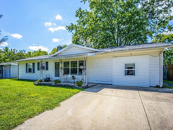 2nd image of 90 Whippoorwill Dr