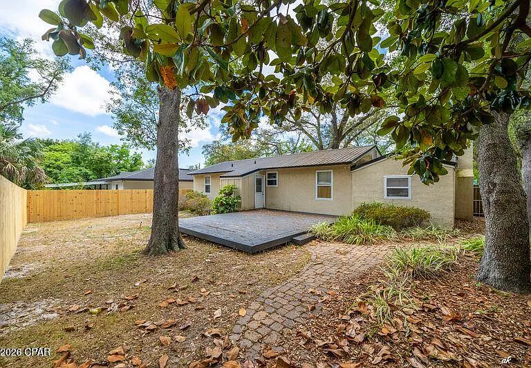 108 N Marie Dr — Photo 8