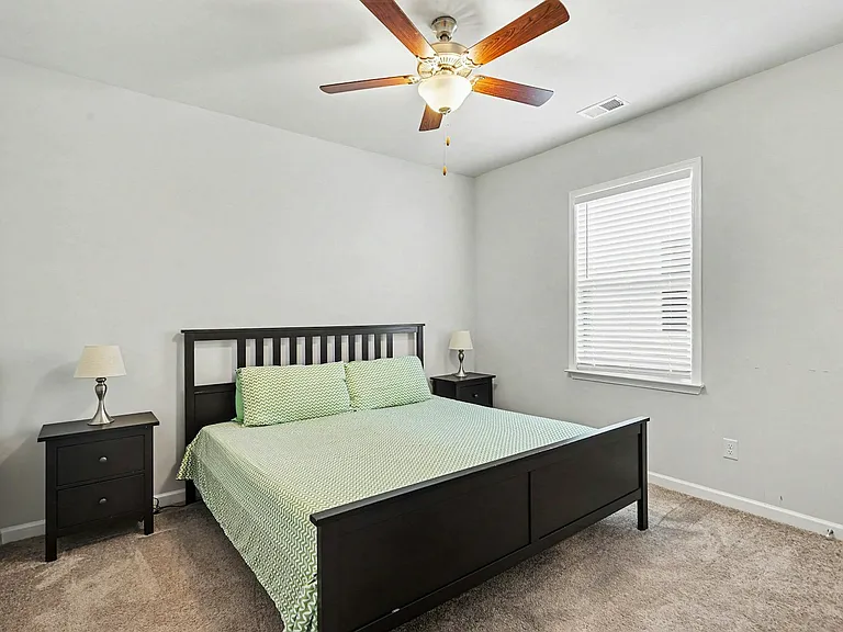 170 Glen Abbey Cir — Photo 28