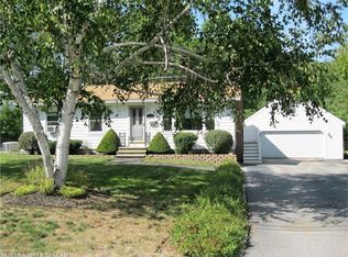 199 Longfellow St, Westbrook, ME 04092