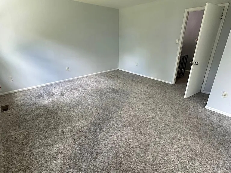 41 River Bank Dr — Photo 23