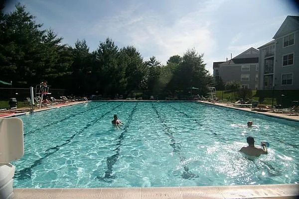 Association pool