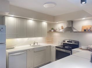 2001 Atlantic Shores Blvd APT 510, Hallandale, FL 33009