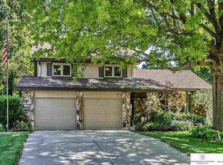 14730 Castelar Cir, Omaha, NE 68144