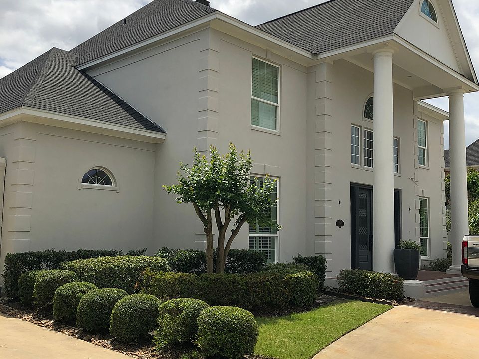 2nd image of 5065 Oakmont Dr