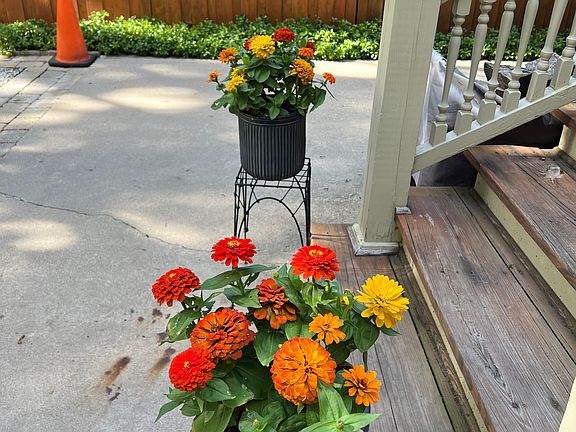 landlord/owner pays great attention to keeping the landscaping beautifully manicured throughout the season.