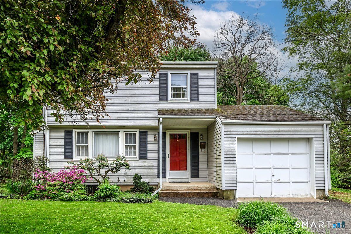 9 Howe Road, New Milford, CT 06776 | Zillow