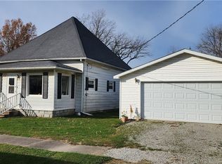 408 W Lincoln Dr, Greenup, IL 62428