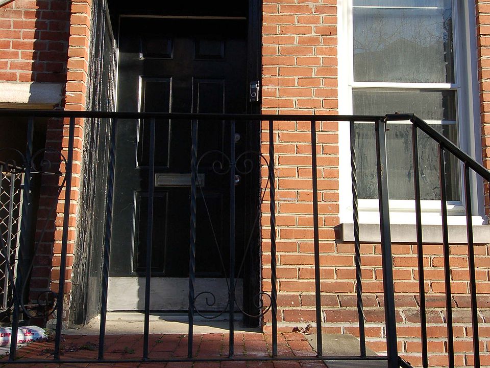 Private Entrance