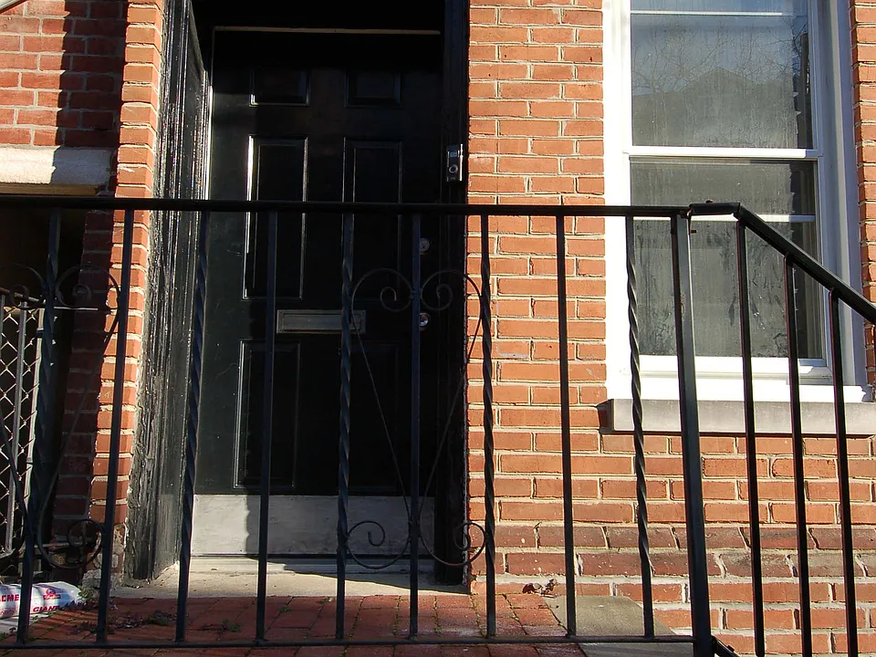 Private Entrance