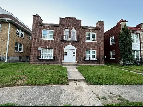703 Hazel St #3 Photo 1
