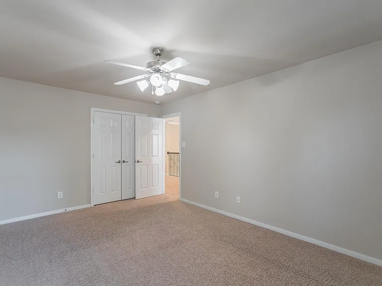 139 S Rocky Point Cir — Photo 41