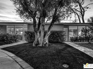 360 Cabrillo Rd APT 201, Palm Springs, CA 92262