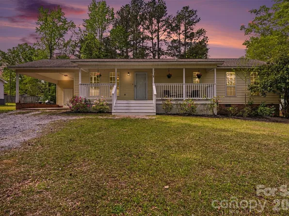 2716 Norfolk Rd, Lancaster, SC 29720