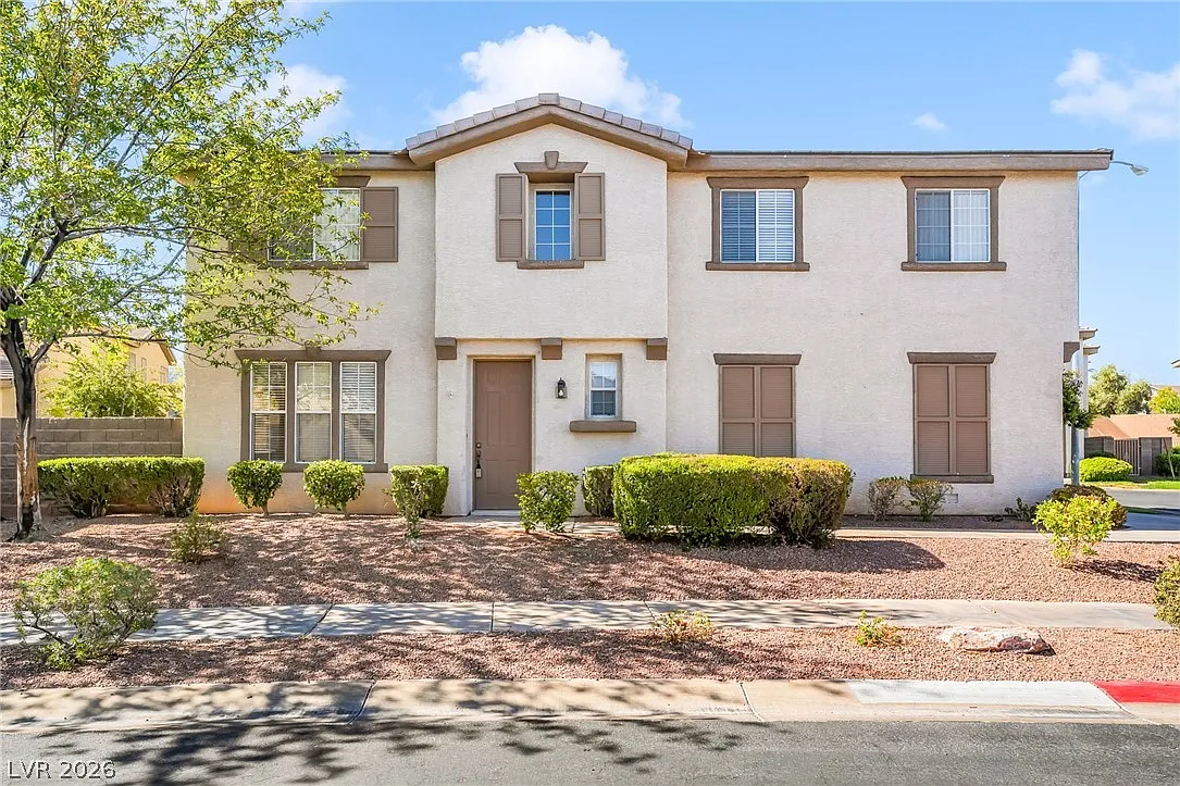 4 bed, 2.5 bath, 1777 sqft, $2,250 — Photo 2