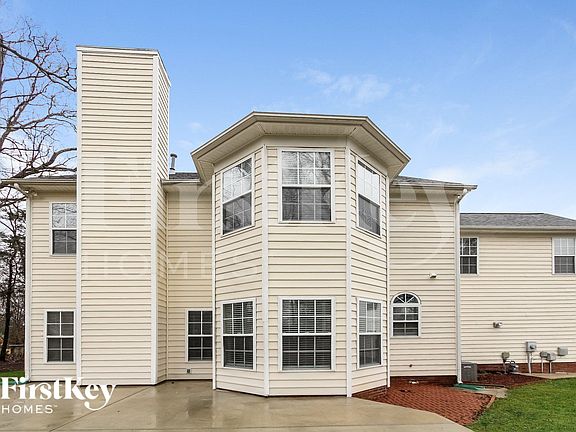 2nd image of 11208 Ridge Oak Dr
