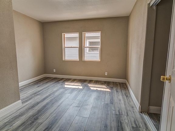 5th image of 4105 11th Ave