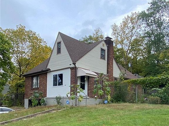 3rd image of 124 N Cherrywood Ave