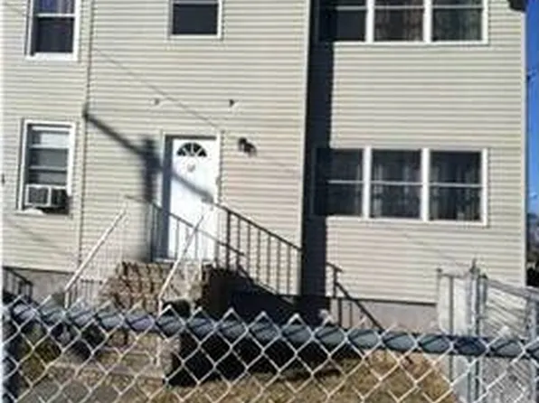 12 Maple Pkwy, Staten Island, NY 10303