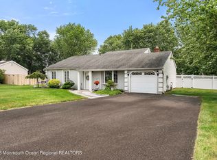 979 Cedar Grove Rd, Toms River, NJ 08753