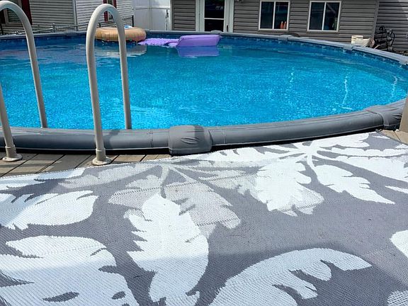 5th image of 40 Crestwood Dr