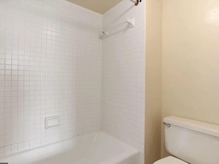 3709 S George Mason Dr #208E — Photo 8