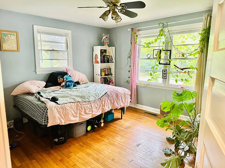 707 Woodland Ave SE #C — Photo 9