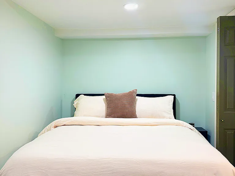 2033 Sombrero Way — Photo 13