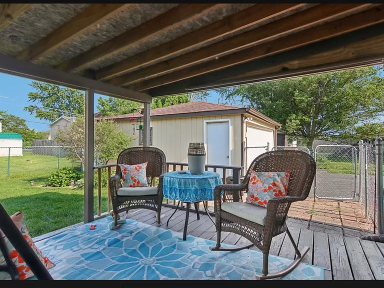 19617 Sycamore St — Photo 19