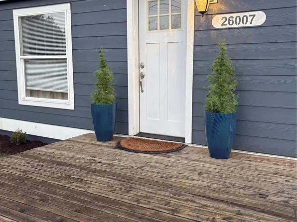 26007 NW Circle Street, Poulsbo, WA 98370