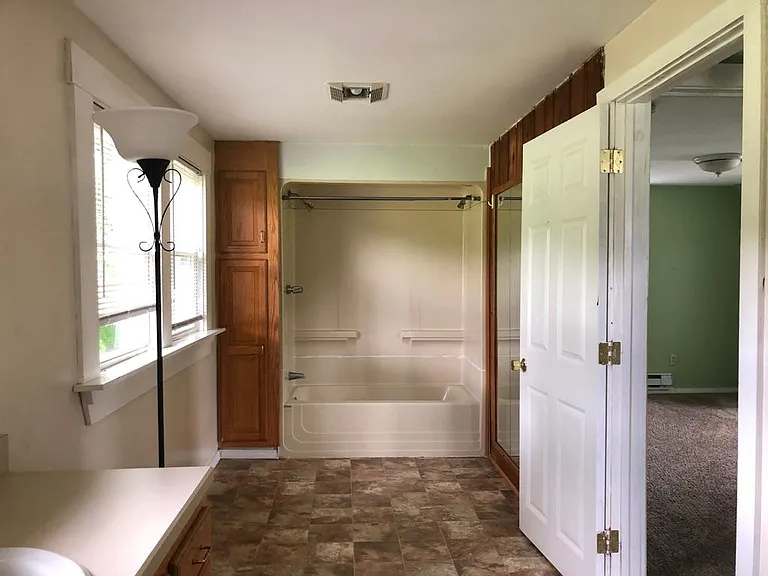 1002 Stafford Rd — Photo 16