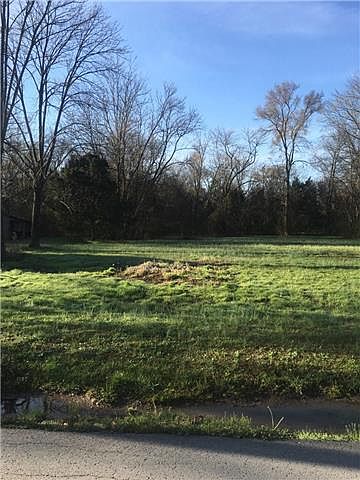 2nd image of 0 Hobbs Ave