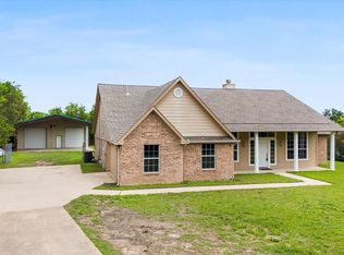 640 New Hope Rd E, McKinney, TX 75071