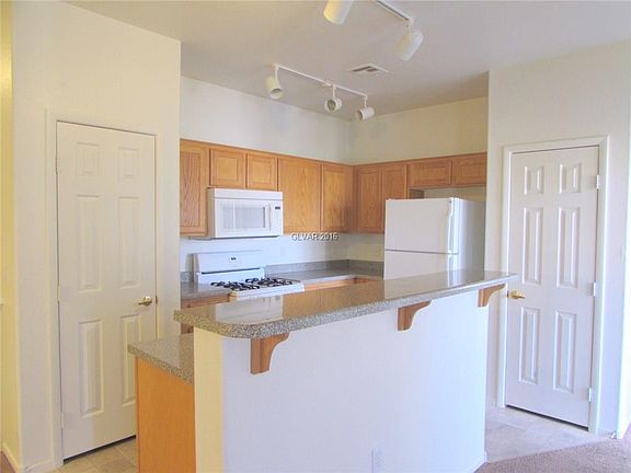 4th image of 3917 Pepper Thorn Ave Unit 201