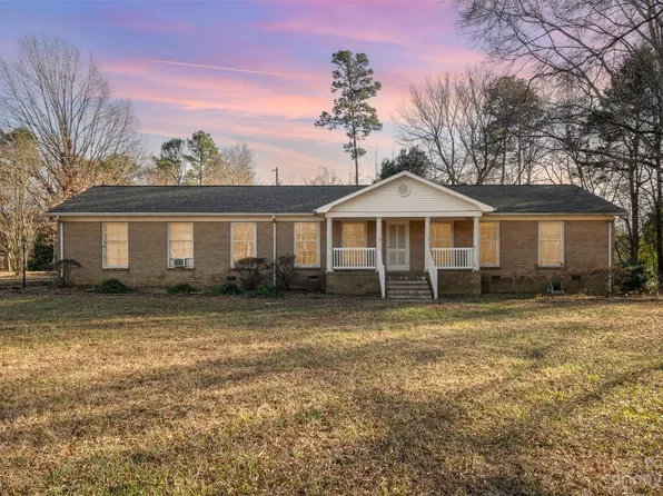 5106 Indian Trail Fairview Rd, Indian Trail, NC 28079