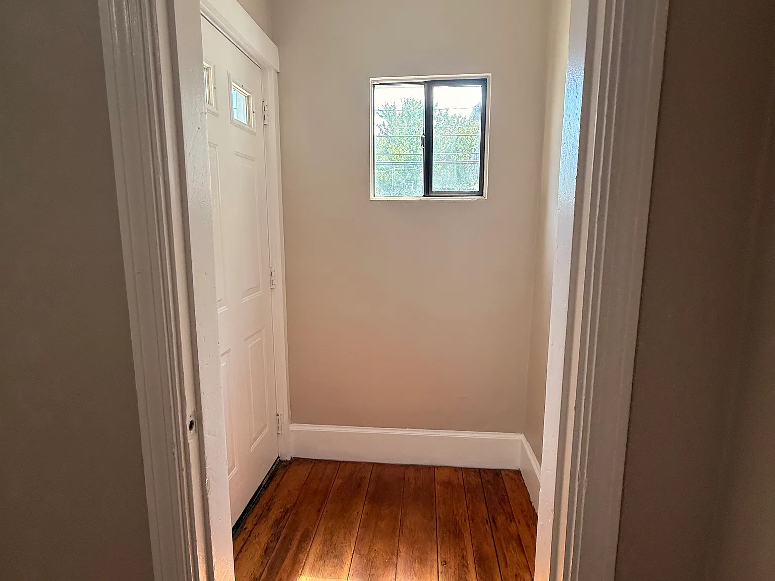 110 Taylor St — Photo 4