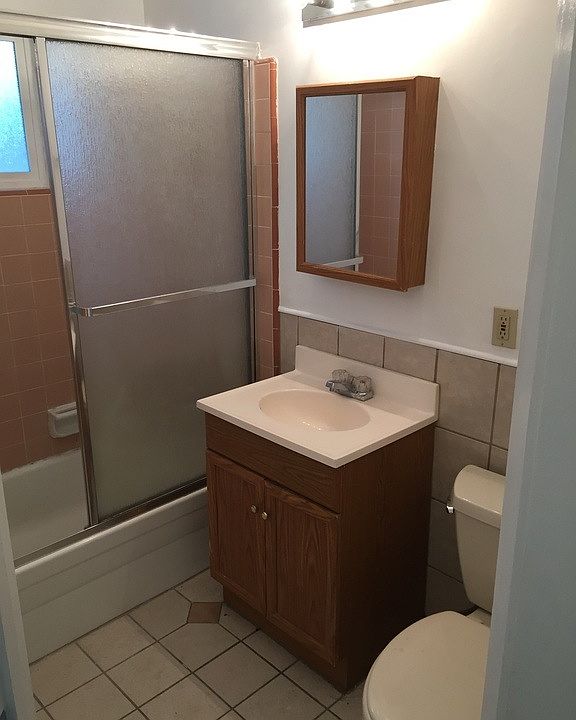 2nd image of 4190 E Ashlan Ave